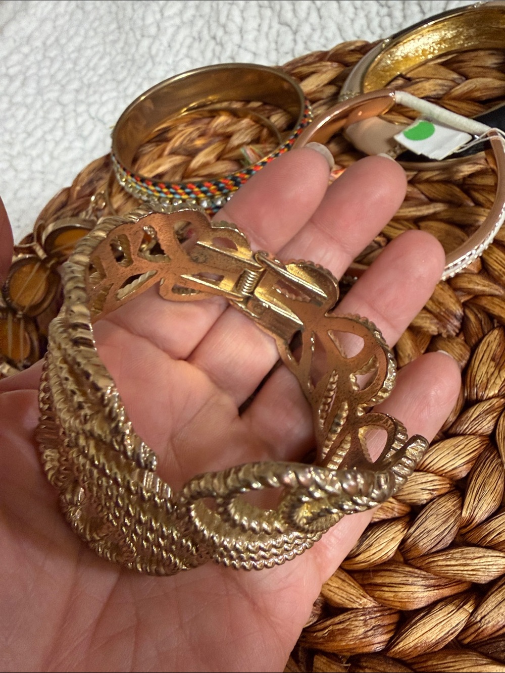 Mixed Gold-Tone, Beige-Black Multi-Accent Women’s Bangle Bracelet Bundle - Picture 13 of 14